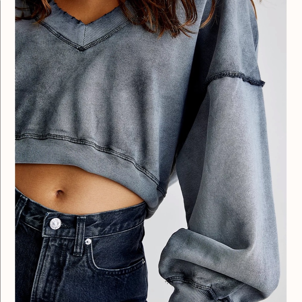 Free People Pullover - Picture 3 of 9